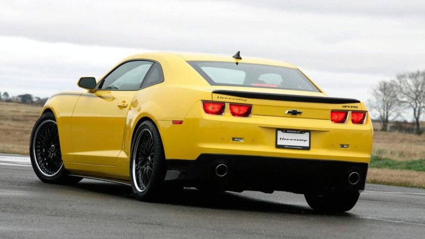 Chevrolet Camaro 2010 сзади
