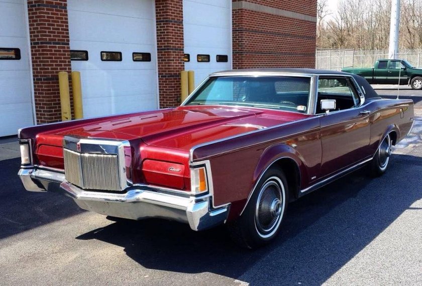 Lincoln Continental Mark III