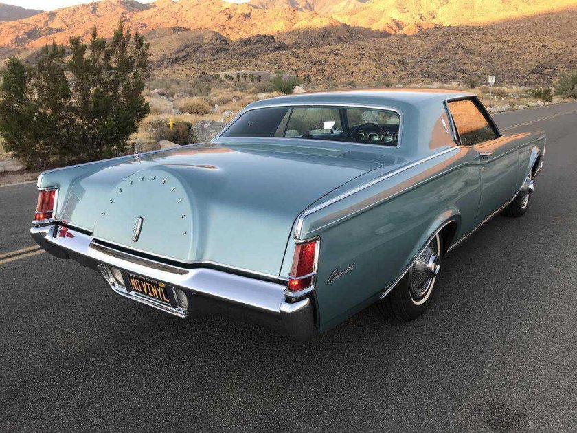 Lincoln continental mark iii