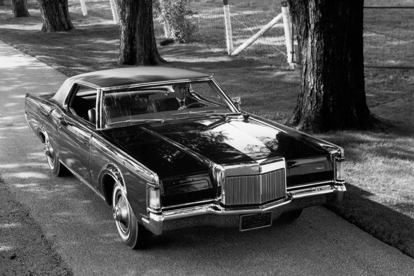 Lincoln continental mark iii 1968