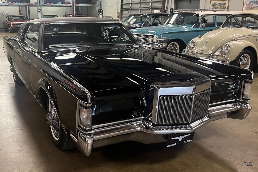 Lincoln continental mark iii 1971
