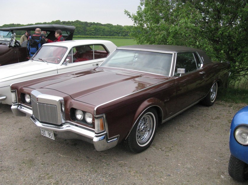 Lincoln Continental Mark III