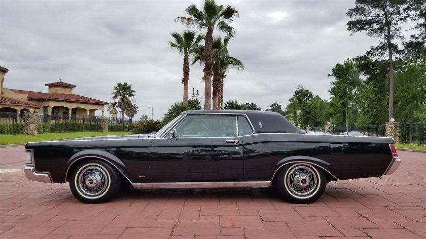 Lincoln continental mark 3