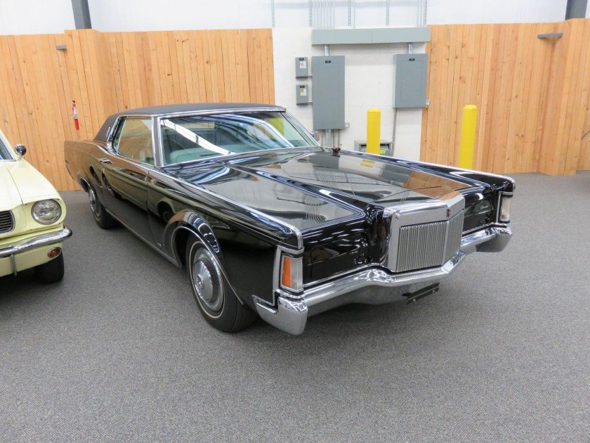 Lincoln Continental Mark III 1971