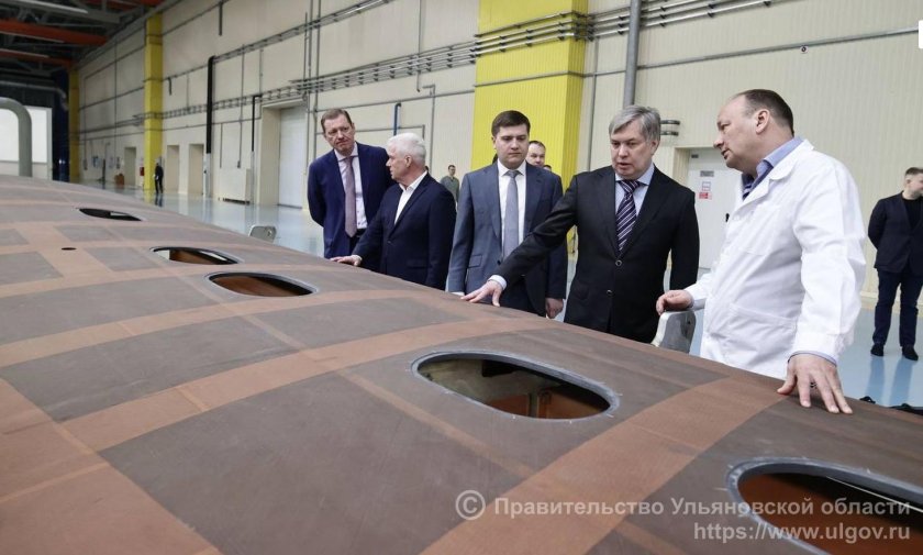 Черное крыло МС-21 АЭРОКОМПОЗИТ