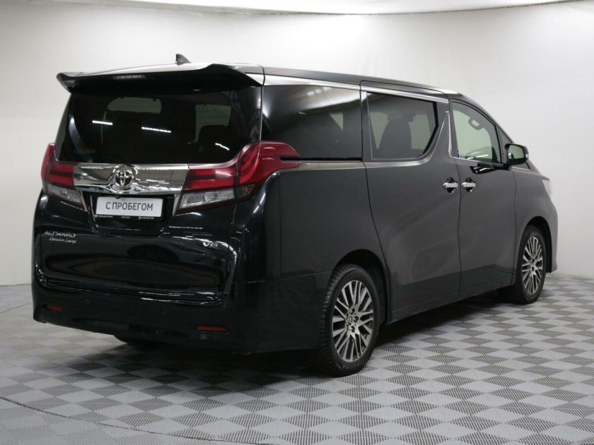 Минивэн тойота