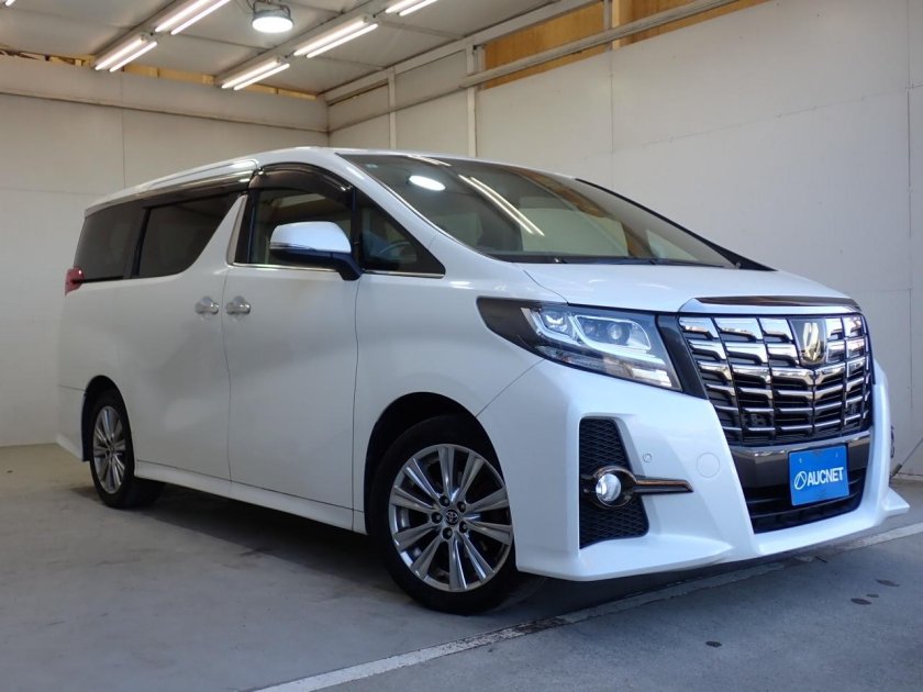 Тойота альфард 2020