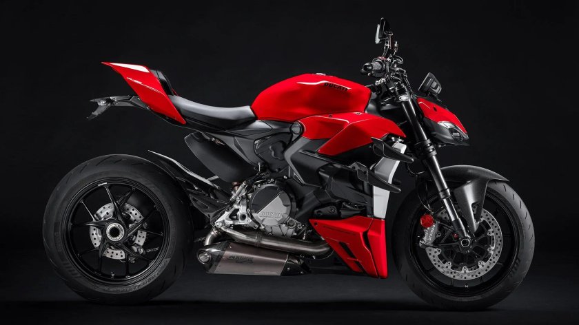 Ducati Streetfighter v2