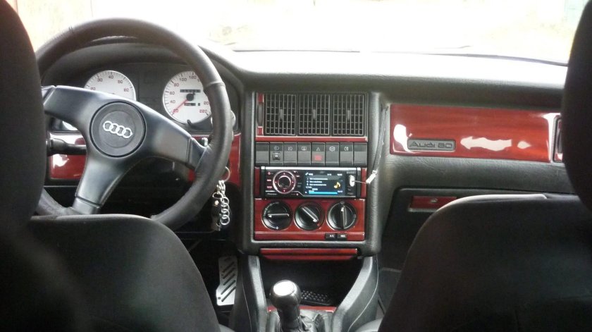 Audi 80 b3 салон дерево