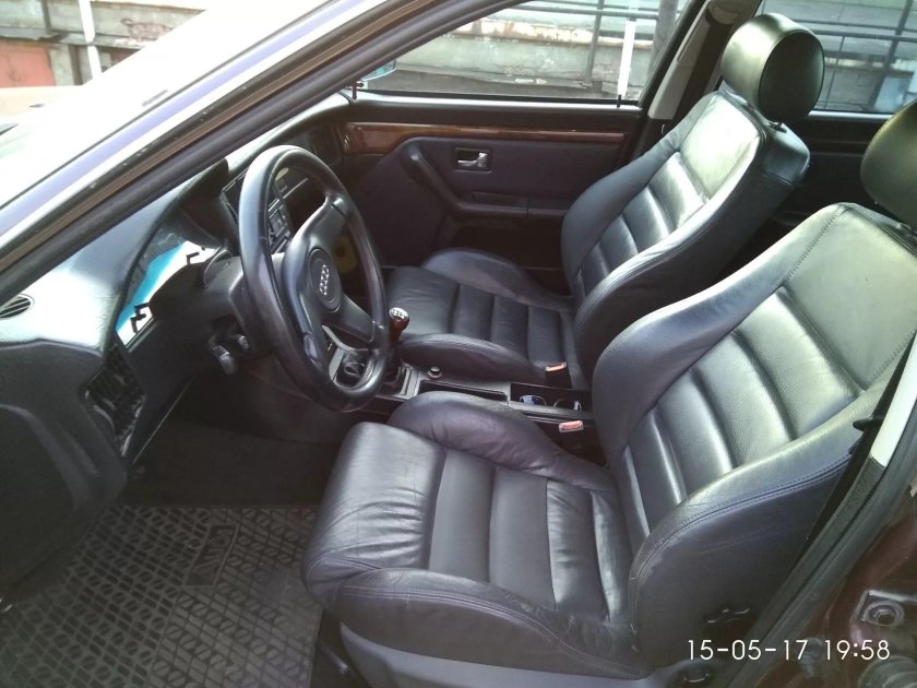 Ауди 80 кожаный салон