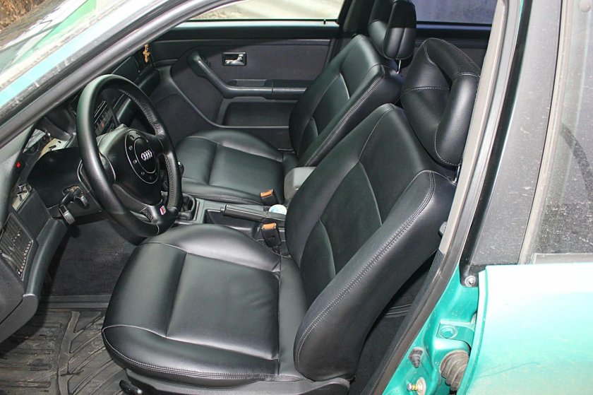 Кожаный салон Ауди 80 б4