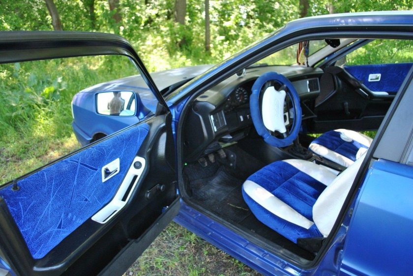 Ауди 80 б3 салон синий