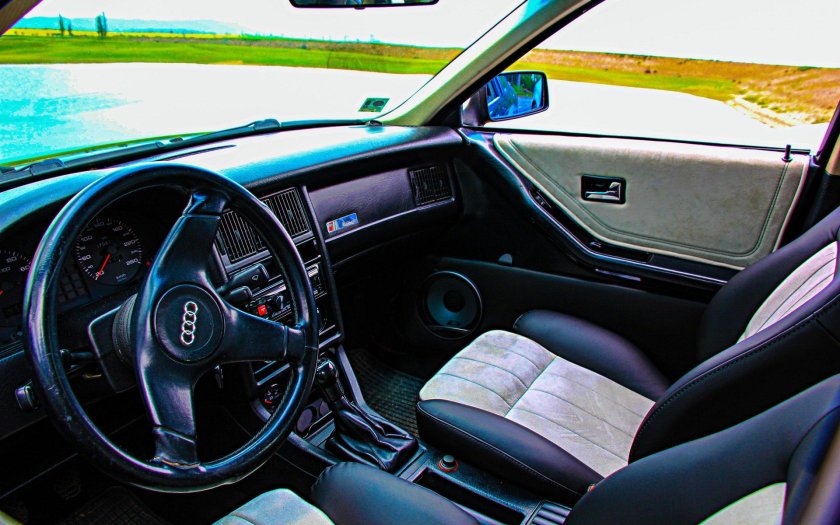 Ауди 80 салон