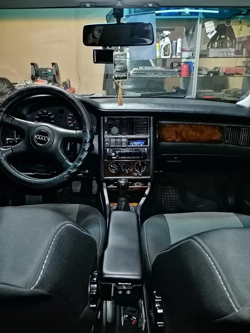 Ауди 80 тюнинг салона