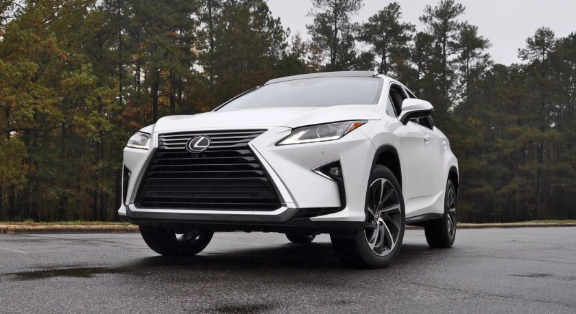 Машина Лексус rx350 белый