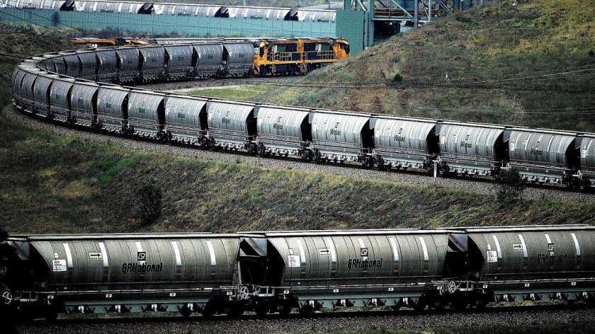 Самый длинный поезд в мире 682 вагона