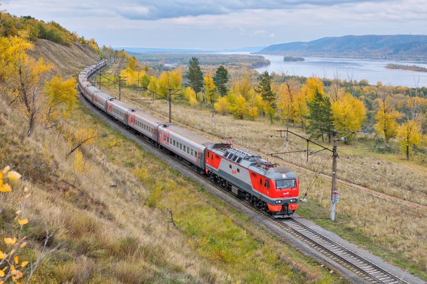 Поезда России