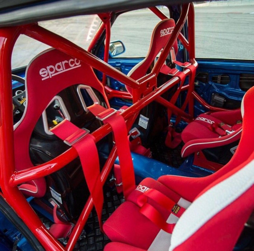 Каркас безопасности Audi 80