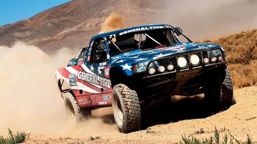 Гоночный внедорожник