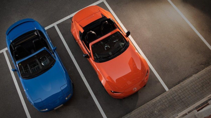 Заднемоторный автомобиль