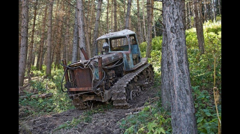 ДТ-75 трактор гусеничный