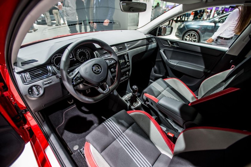 Шкода Рапид Монте Карло салон