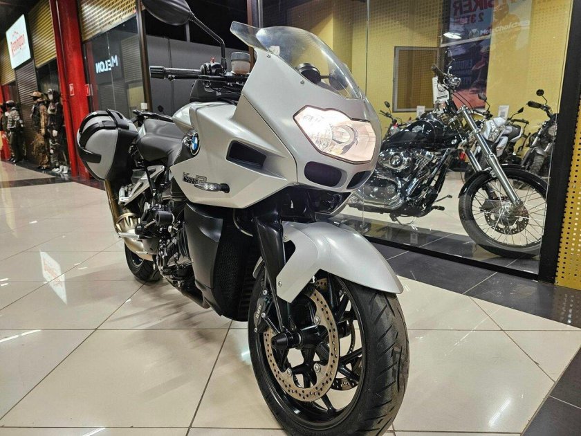 Мотоцикл бмв спортивный