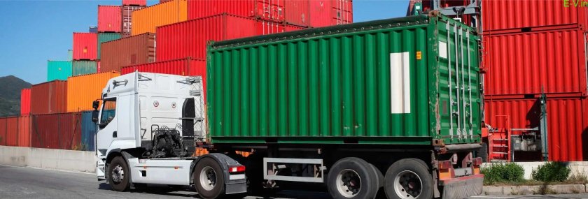 Грузовики контейнеровозы 20 футов