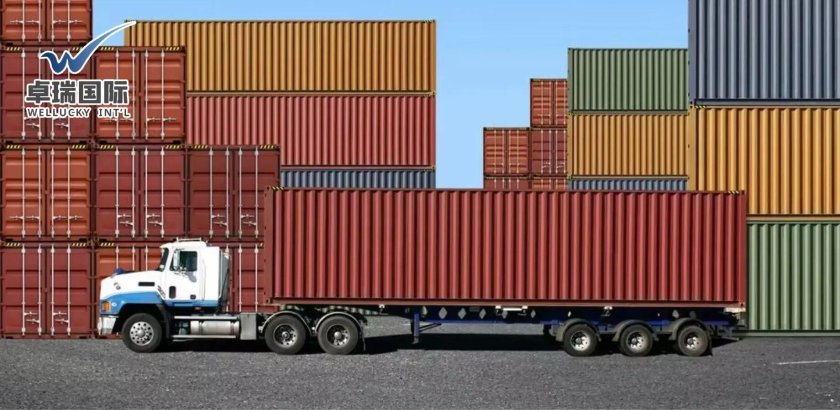 Грузовики контейнеровозы 20 футов