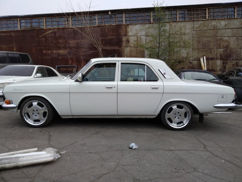 ГАЗ 2410 на 17 колесах