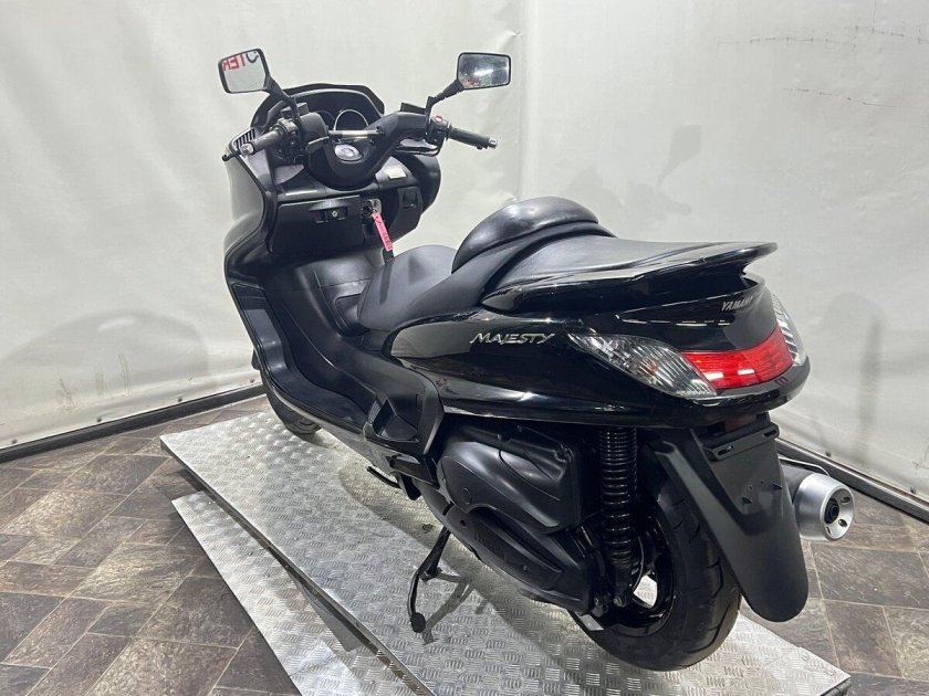 Ямаха маджести 250