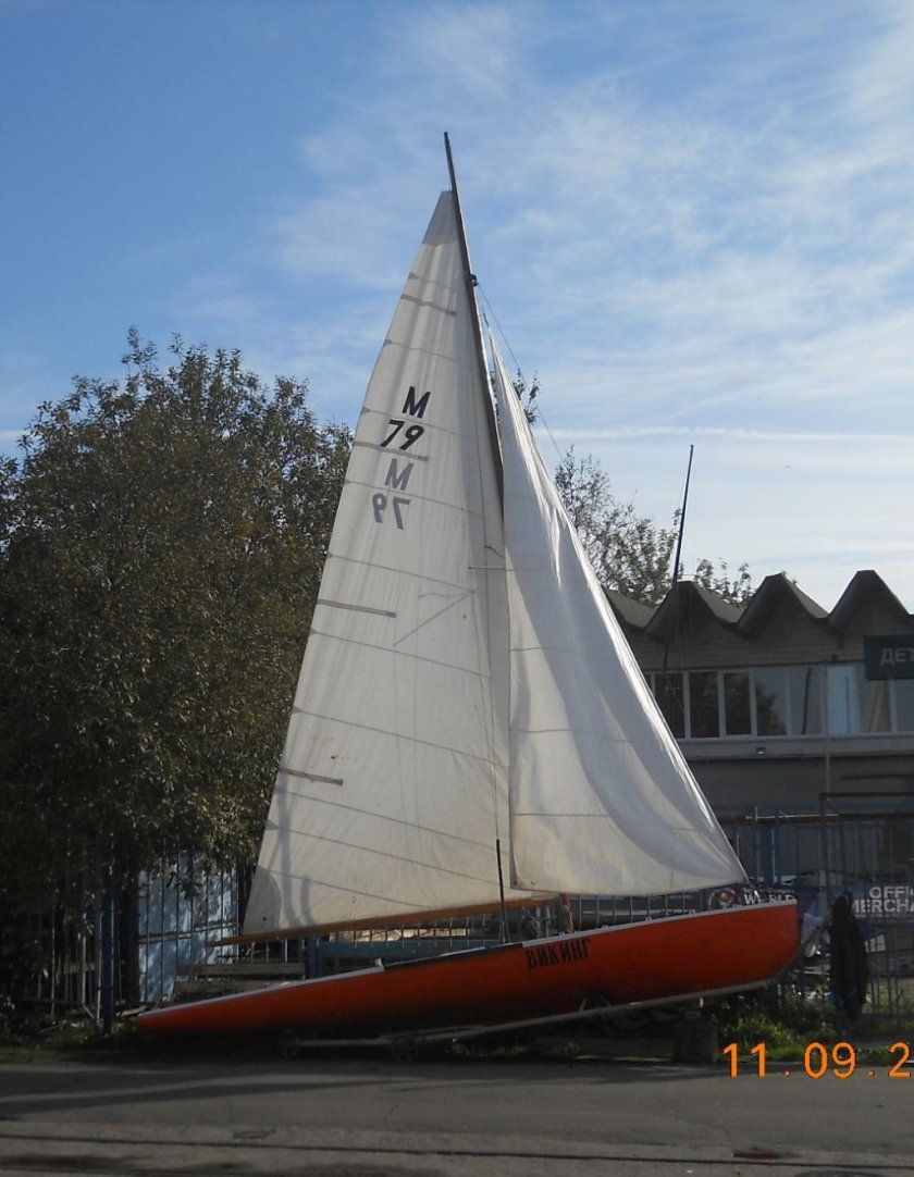 Швертбот класса м