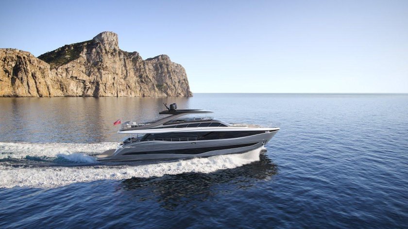 Яхта Princess y95