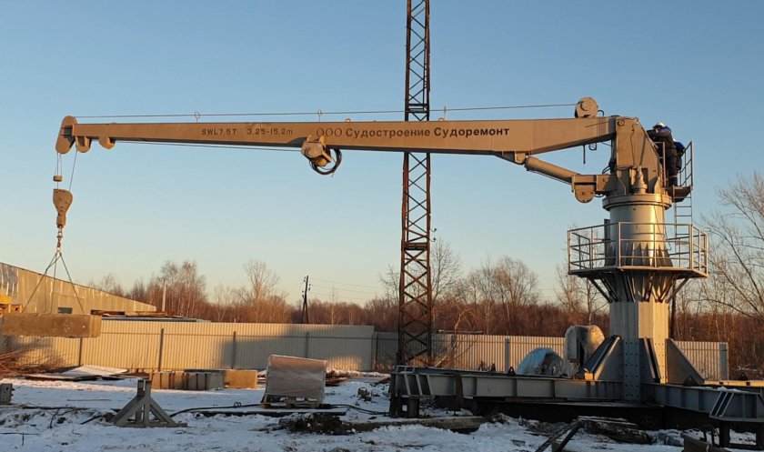 СПУ 550 кран судовой