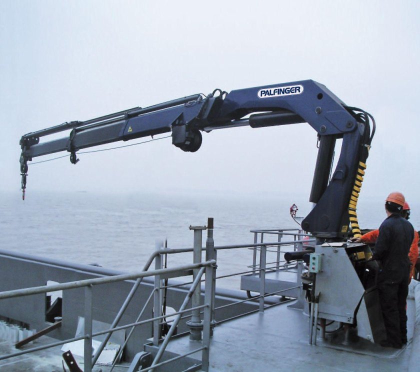 Кран Палфингер судовой