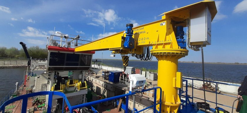 Судовые краны Либхер