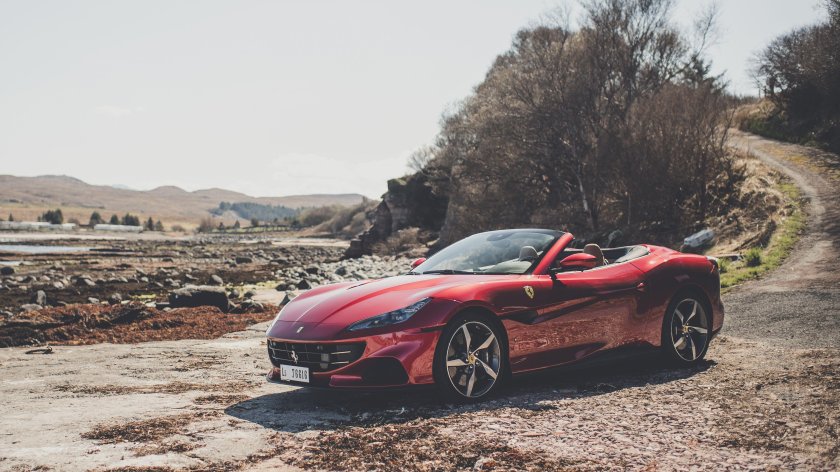 Ferrari Portofino m