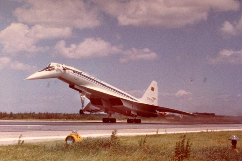 Ту-144 пассажирский самолёт