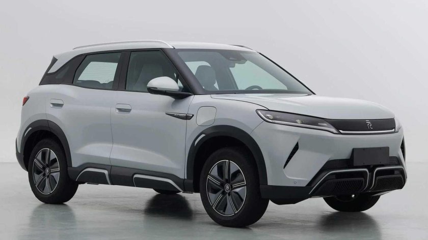 Новый BYD Yuan up