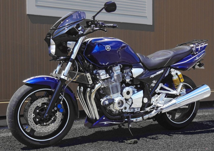 Yamaha XJR 1300