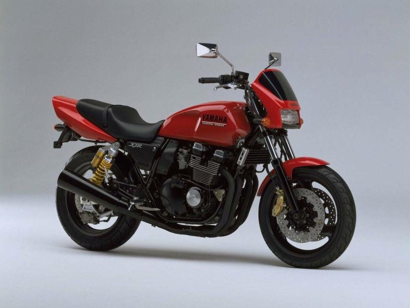 Yamaha XJR 400