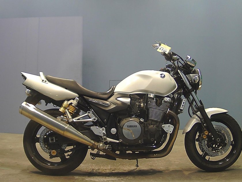 Yamaha XJR 1300