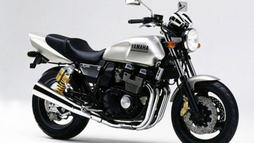 Yamaha XJR 400