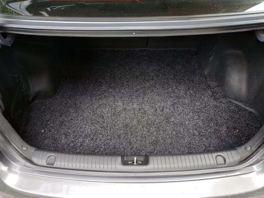 Kia Rio 3 ковролин в багажник