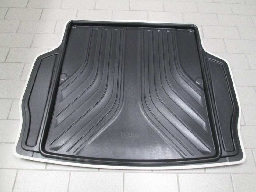 Коврик в багажник BMW f20