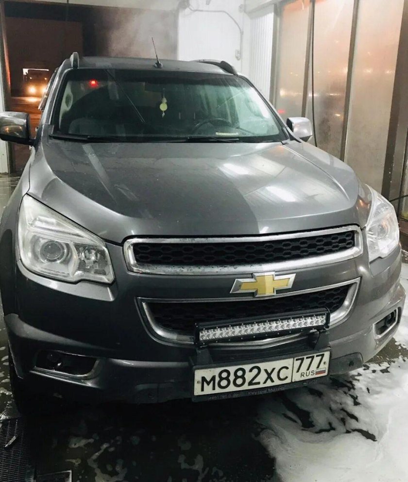Chevrolet trailblazer 2