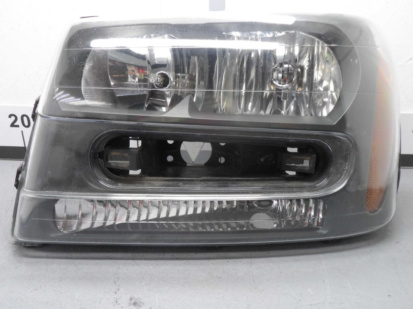 Фара trailblazer