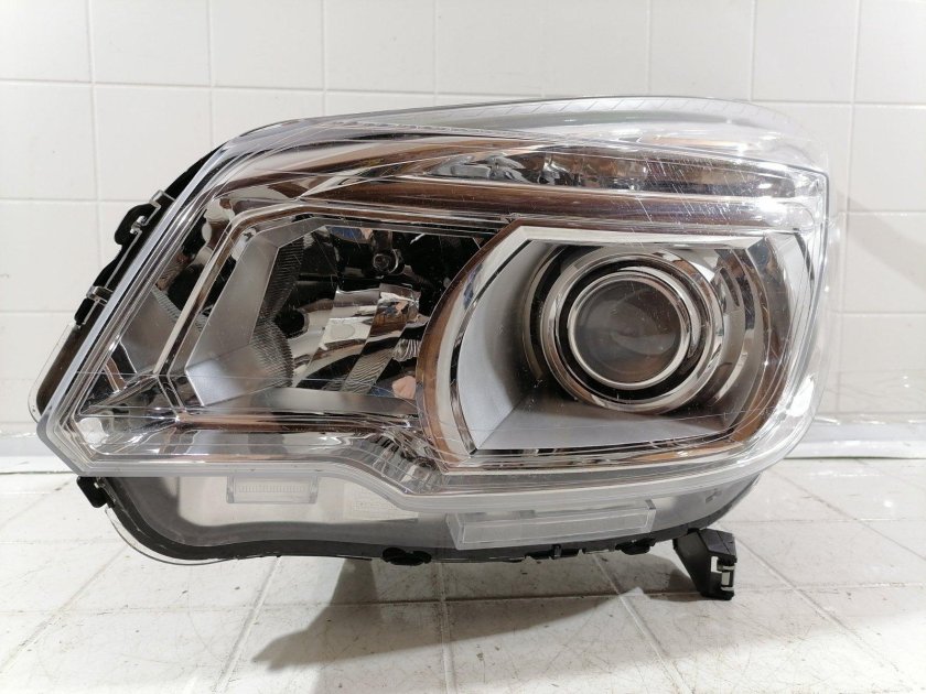 Chevrolet trailblazer II (31ux) левое крыло