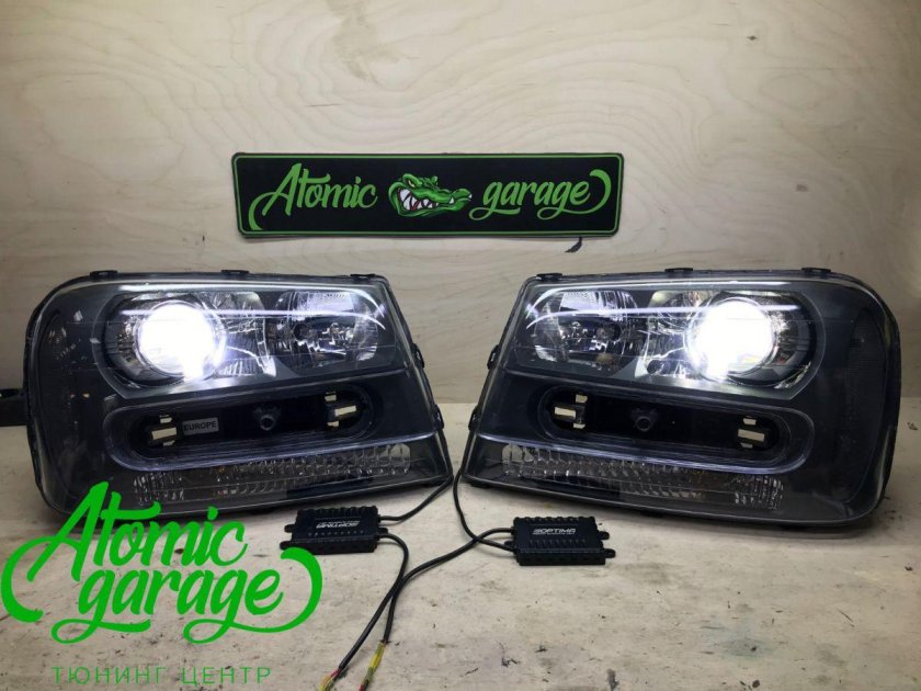 Chevrolet trailblazer 2013 фара без линзы