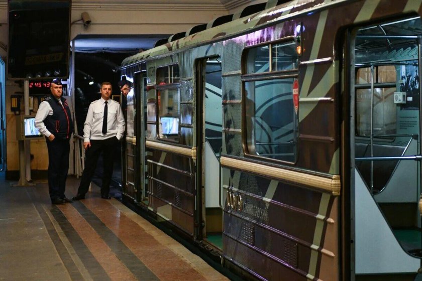 Станция метро Адмиралтейская призрак